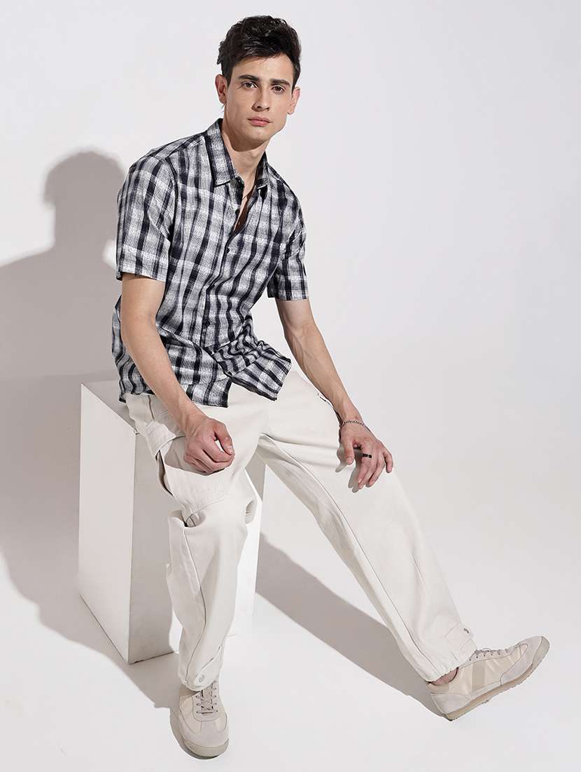 men checkered short sleeve regular fit casual shirt - 22086080 -  Standard Image - 6