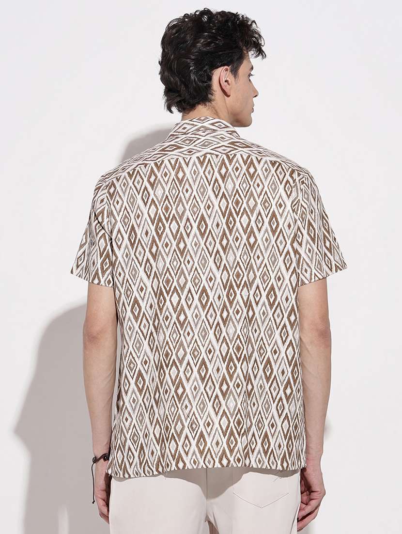 men geometric printed short sleeve loose fit casual shirt - 22086107 -  Standard Image - 4