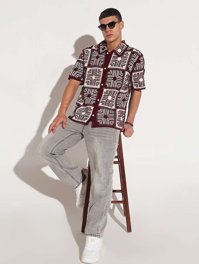 men self design short sleeve loose fit casual shirt - 22086122 -  Standard Image - 4