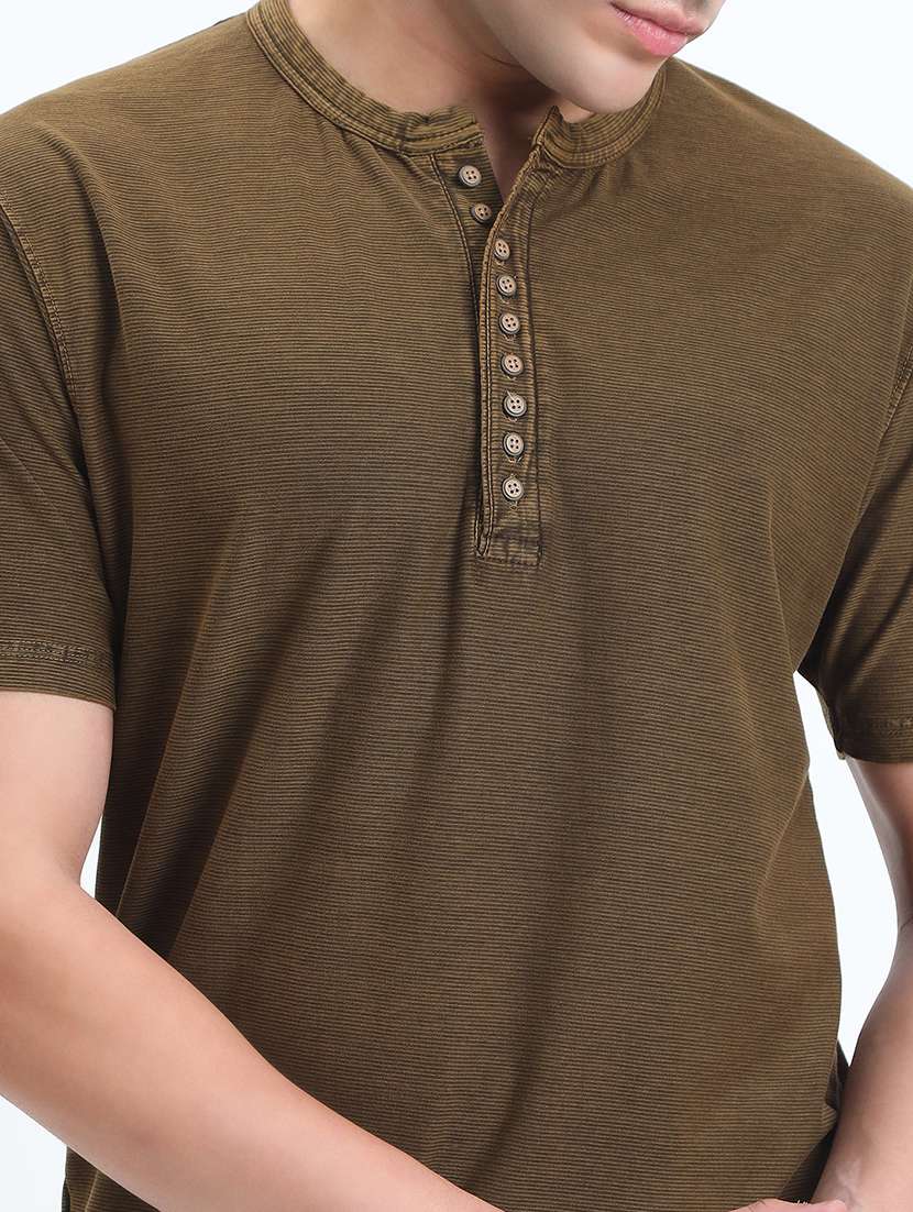 men solid short sleeve regular fit t-shirt - 22086130 -  Standard Image - 4