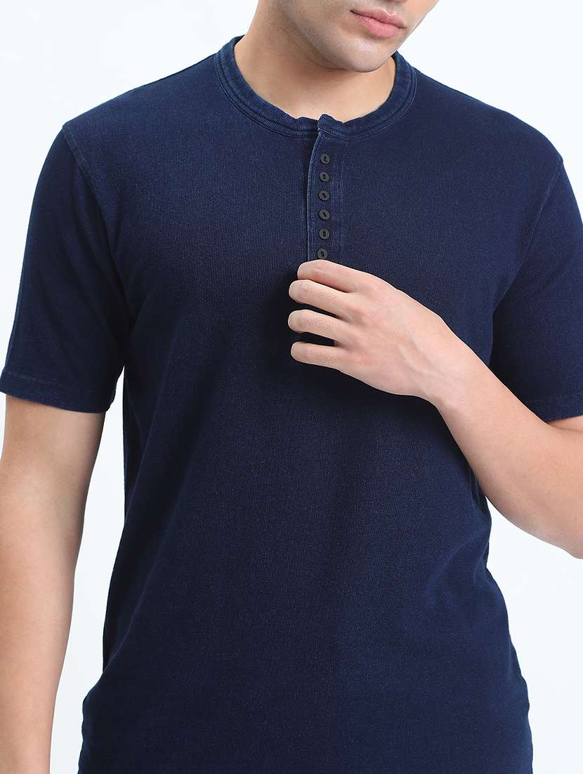men solid short sleeve regular fit t-shirt - 22086133 -  Standard Image - 4