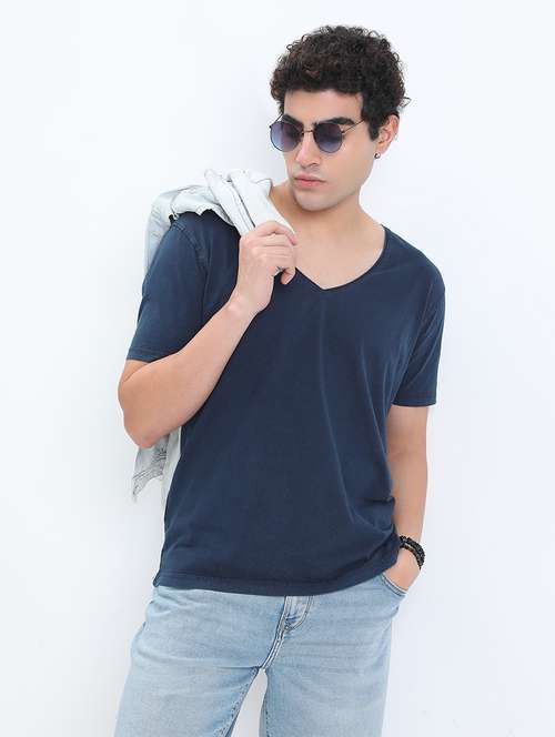men solid short sleeve regular fit t-shirt - 22086138 - Standard Image - 0