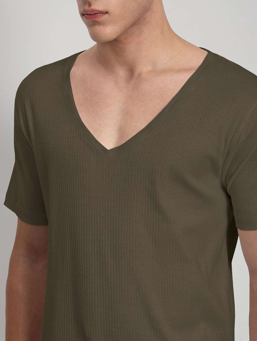 men solid short sleeve regular fit t-shirt - 22086199 -  Standard Image - 4