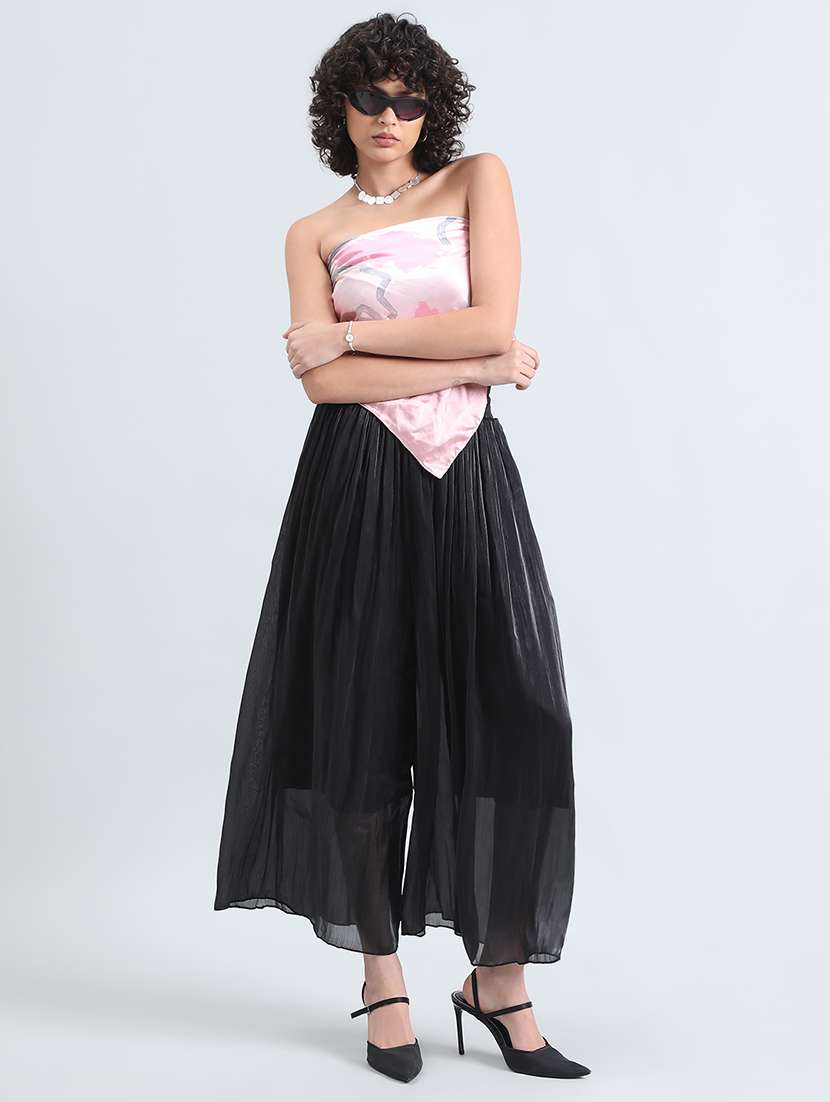 women black solid mid rise flared palazzo - 22086209 - Standard Image - 4