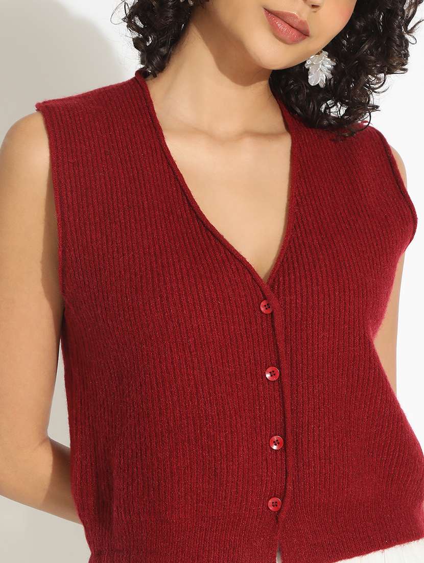 women maroon solid sleeveless cropped cardigan - 22086407 -  Standard Image - 4