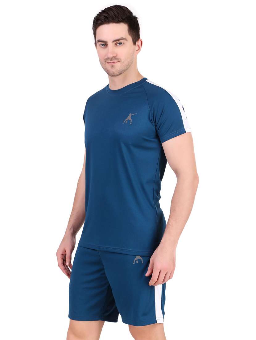 men solid shorts & t-shirt athleisure set - 22086484 - Standard Image - 1