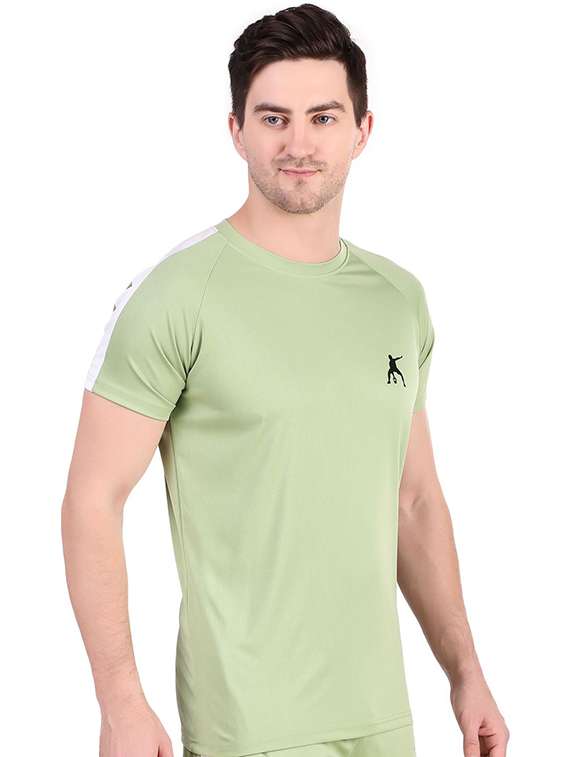 men solid shorts & t-shirt athleisure set - 22086487 - Standard Image - 1