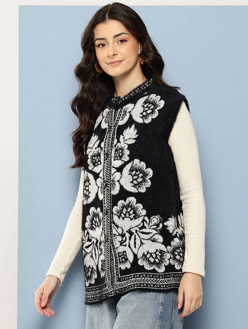 women self designed sleeveless cardigan - 22086528 -  Standard Image - 1