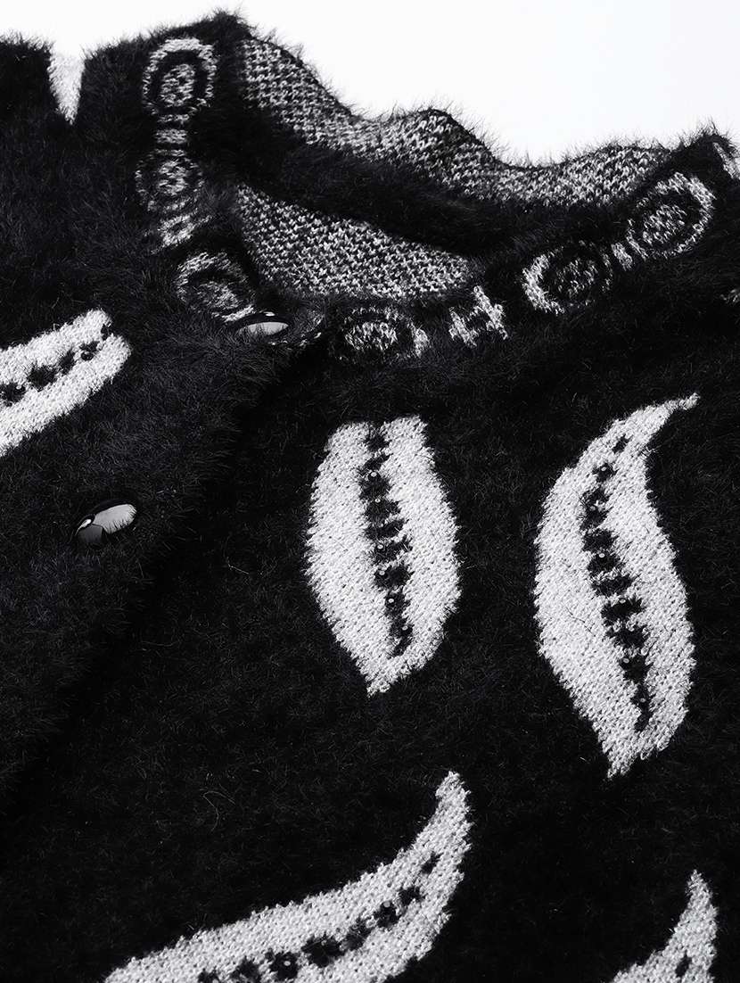 women self designed sleeveless cardigan - 22086546 -  Standard Image - 4