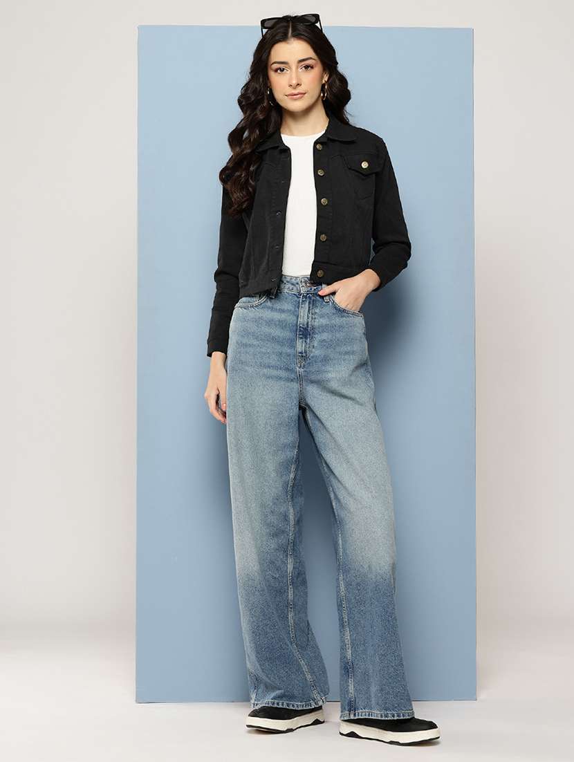 women solid long sleeev collared denim jacket - 22086563 - Standard Image - 4
