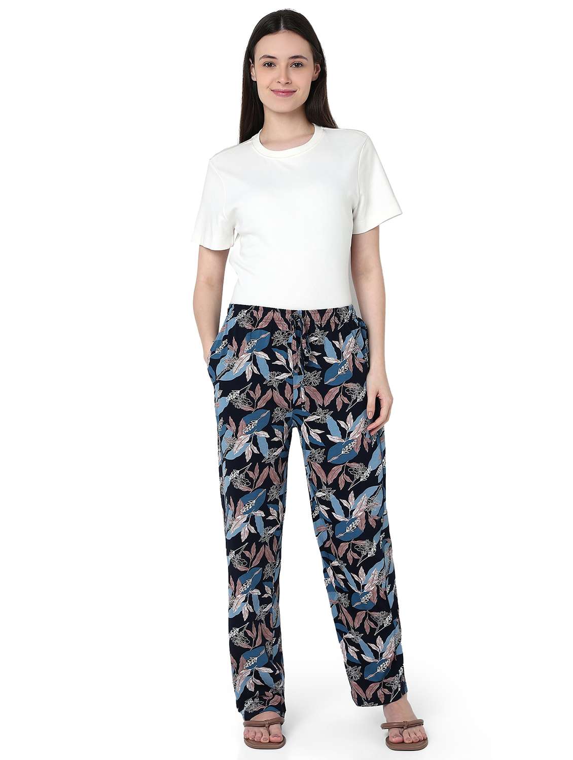 women printed mid rise pajama - 22087998 - Standard Image - 4