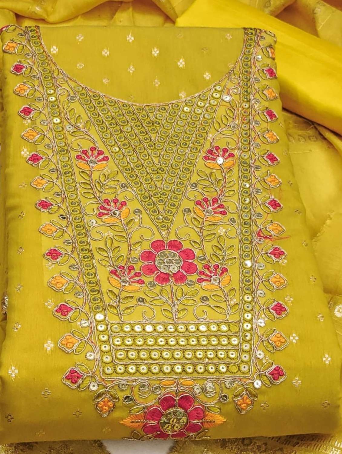 women self design embroidered unstitched suit set - 22088110 -  Standard Image - 4