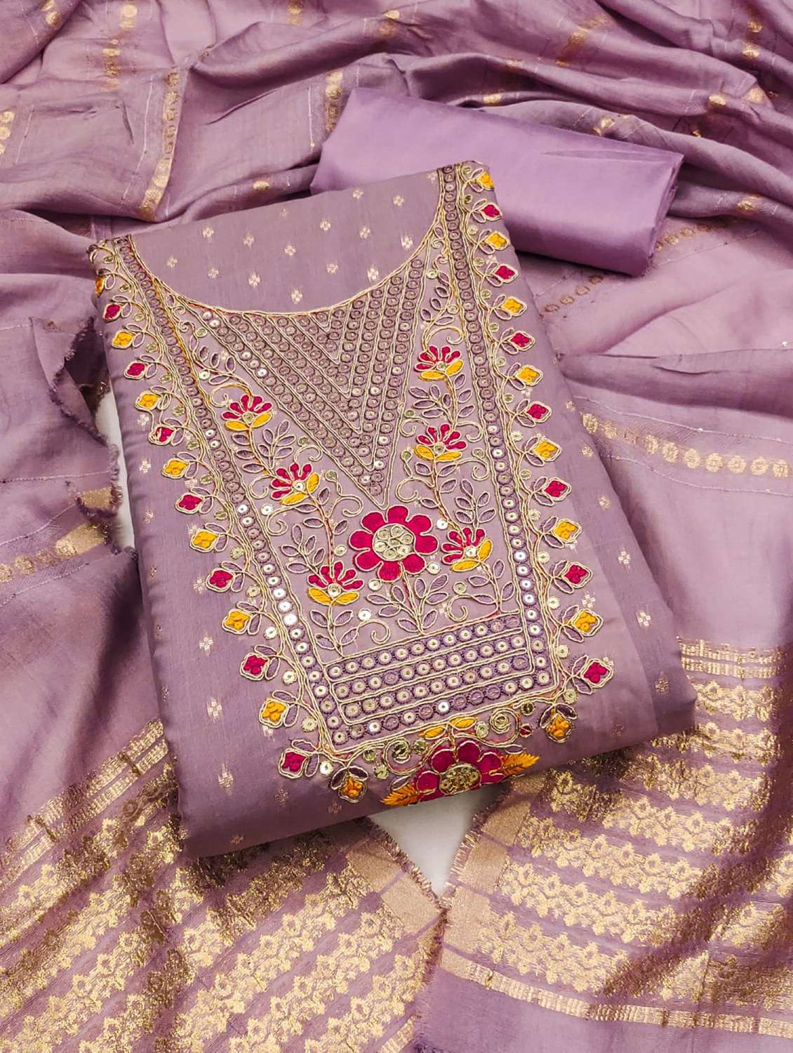 women self design embroidered unstitched suit set - 22088112 -  Standard Image - 4