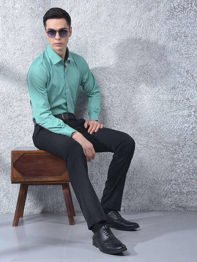 men solid mid rise flat front full length formal trouser - 22088168 - Standard Image - 4