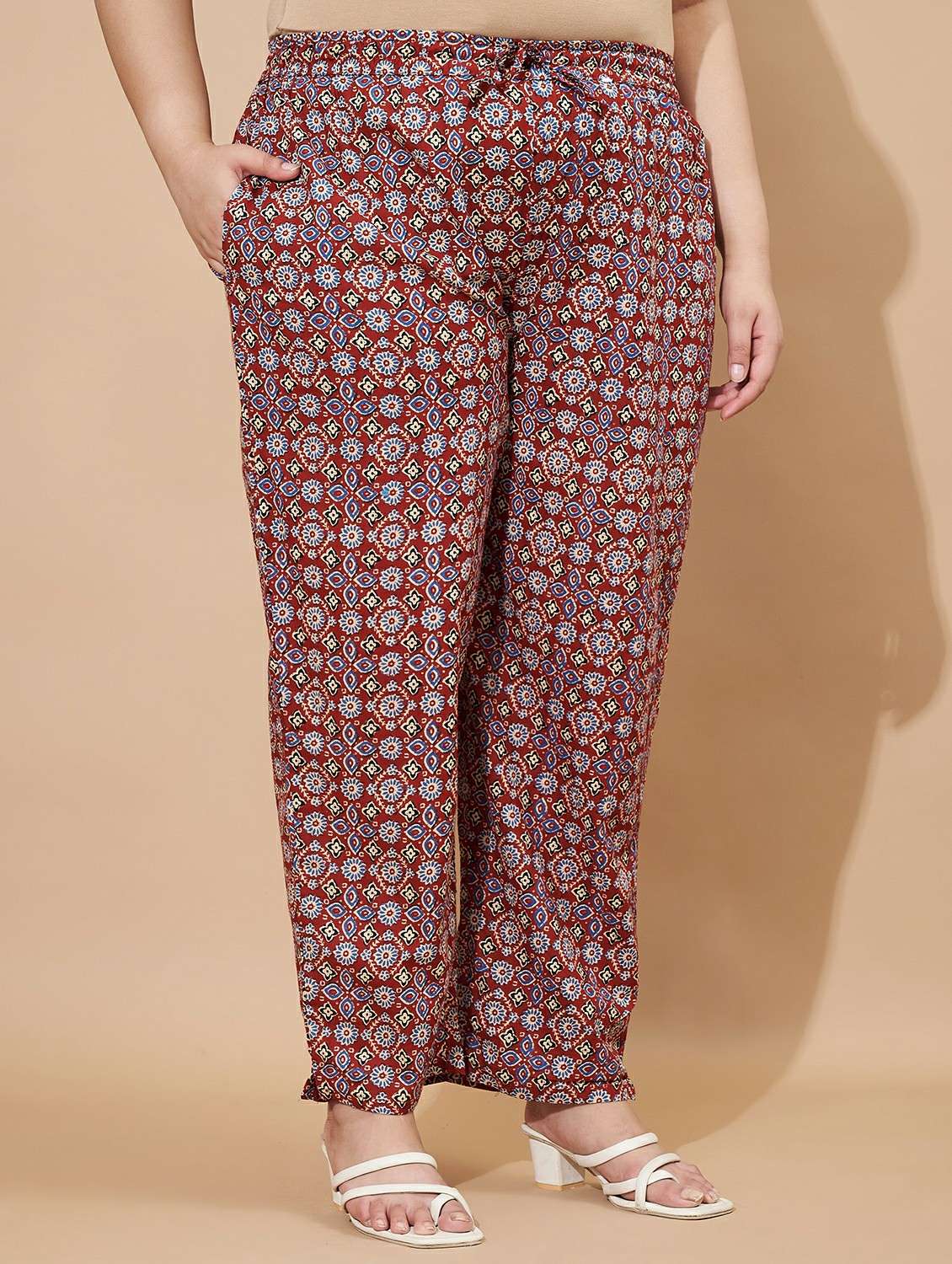 women plus size three quarter sleeve kurta pant with dupatta set - 22088202 -  Standard Image - 4