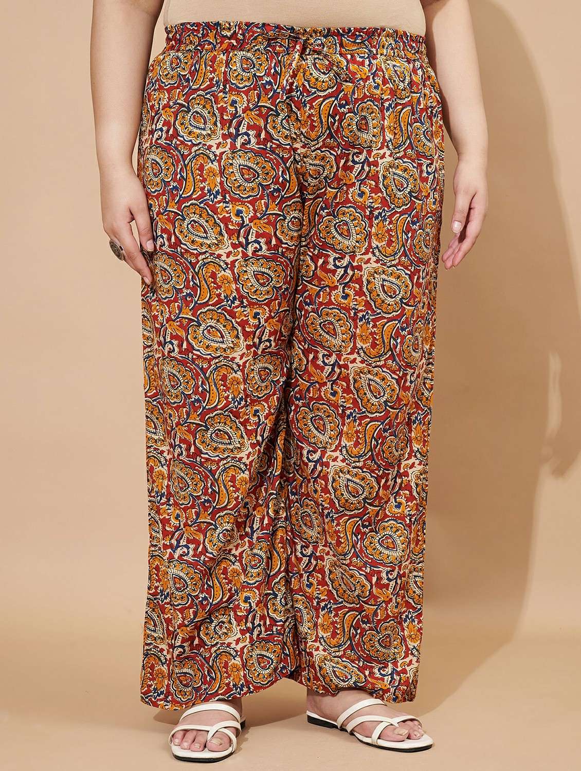 women plus size three quarter sleeve kurta palazzo set - 22088206 -  Standard Image - 4