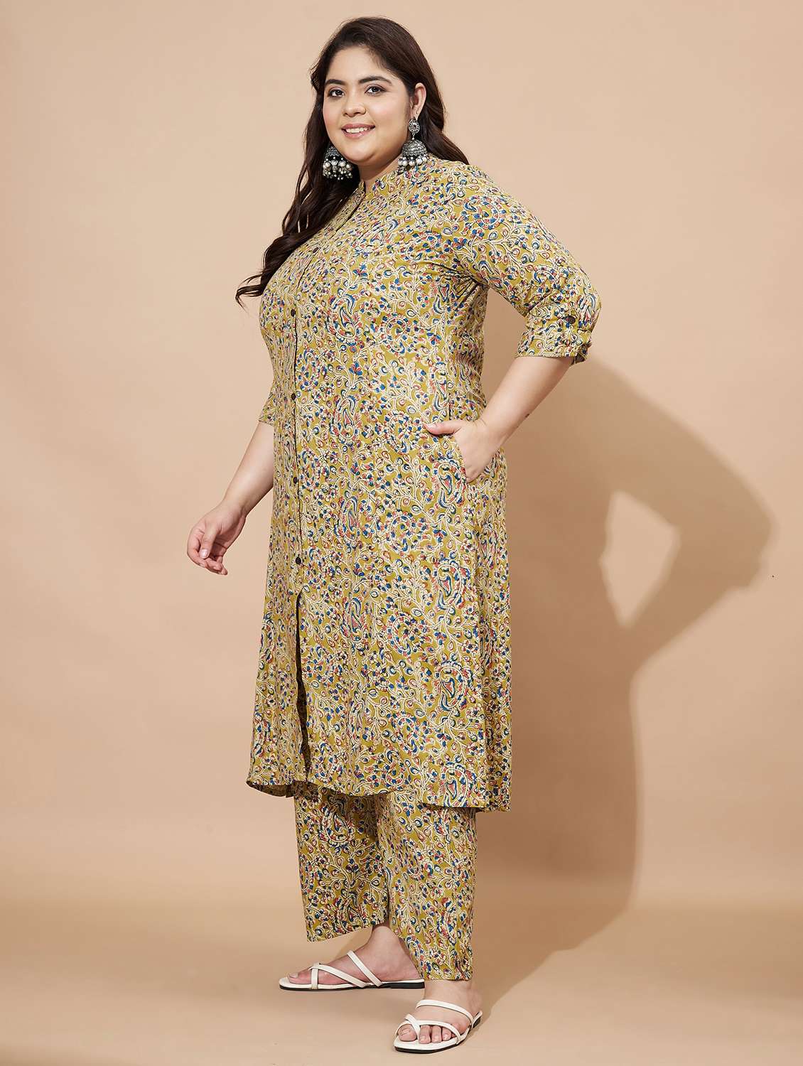 women plus size three quarter sleeve kurta palazzo set - 22088209 -  Standard Image - 1