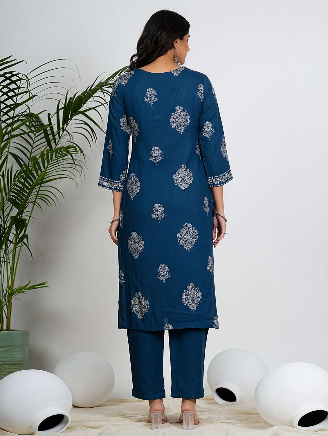 women printed three quarter sleeve kurta pant with dupatta set - 22088212 -  Standard Image - 4