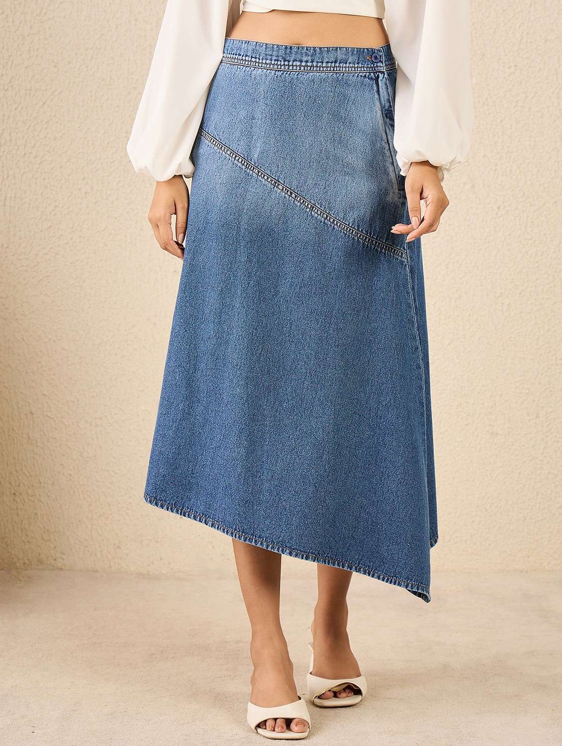women solid high rise asymmetric denim skirt