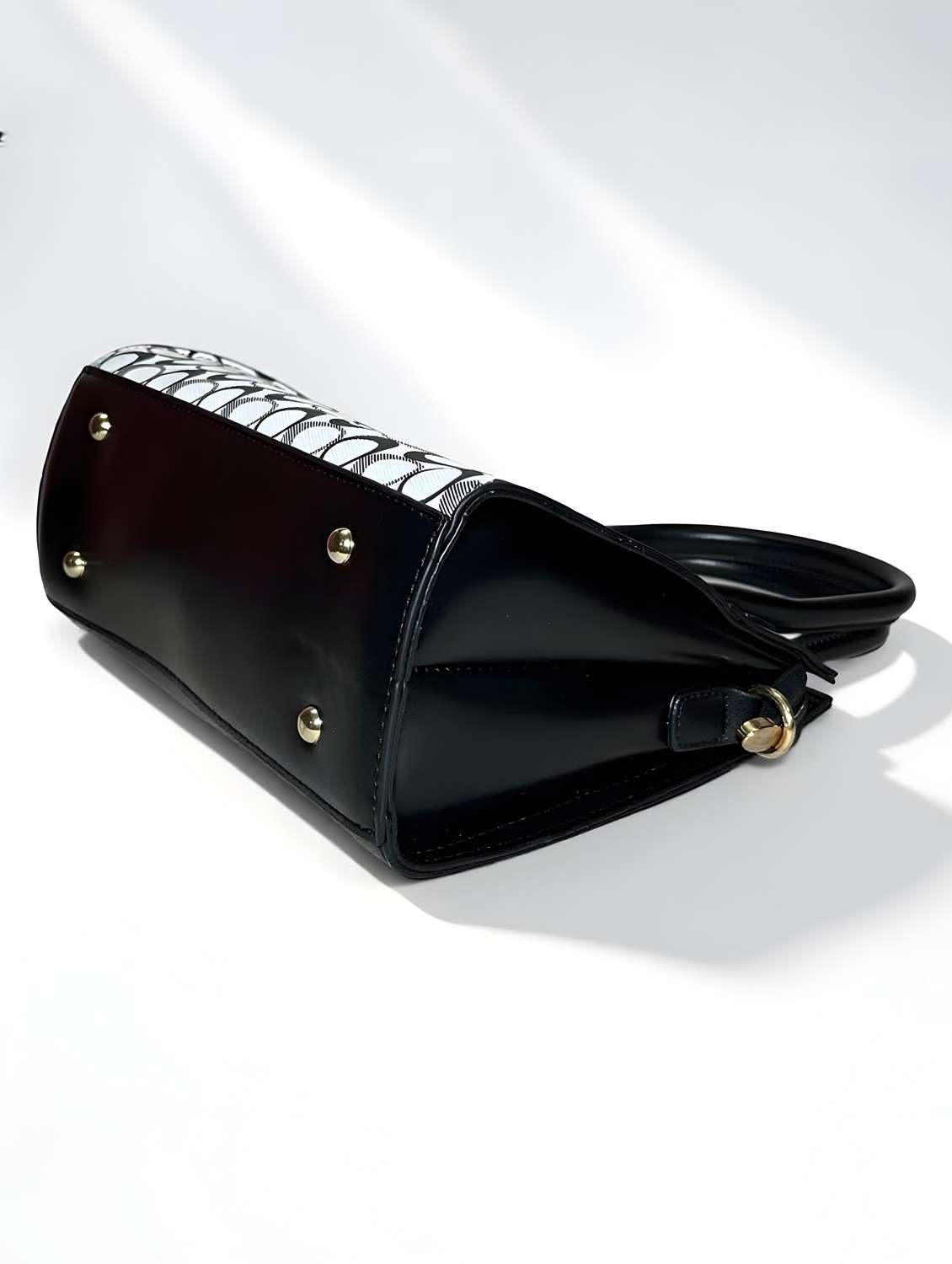 black leatherette (pu) handbag - 22088254 - Standard Image - 4