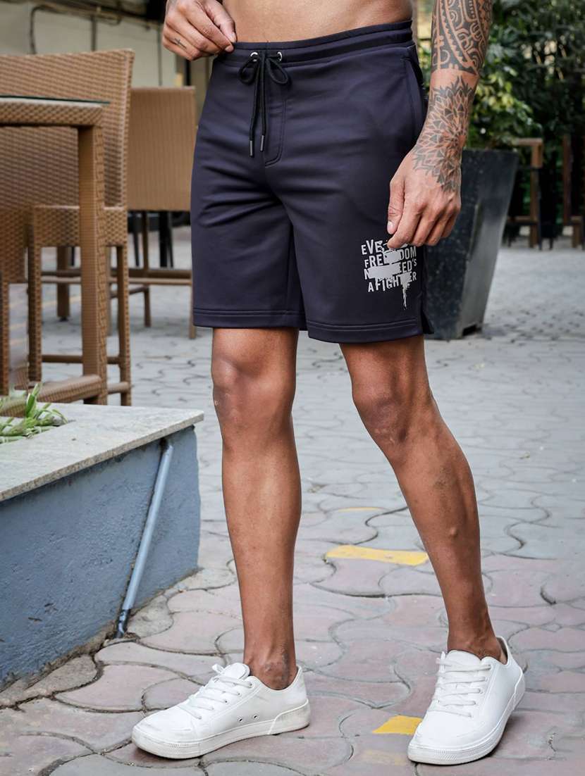 men placement print mid rise sports shorts - 22088757 -  Standard Image - 1