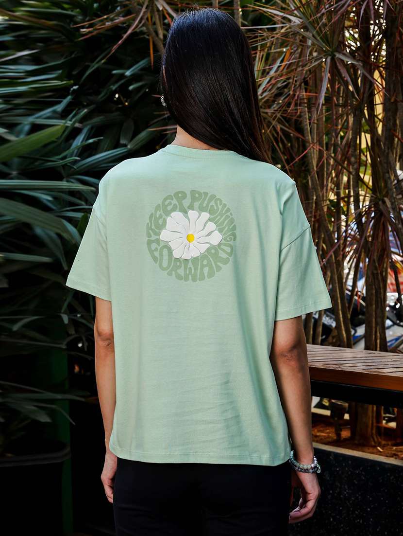 women solid short sleeve regular fit t-shirt - 22088772 -  Standard Image - 4