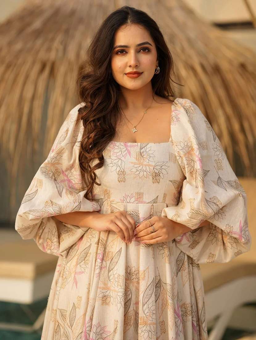 women floral print puff sleeve tiered dress - 22088840 -  Standard Image - 1