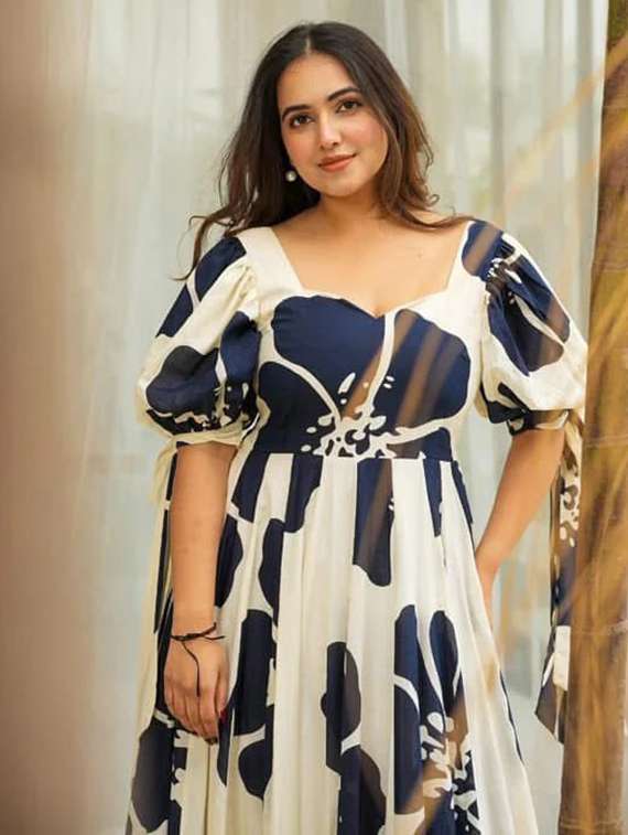 floral print tiered maxi dress puff sleeves - 22088883 -  Standard Image - 4