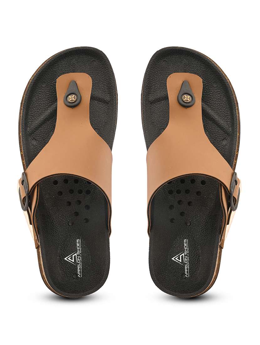 women solid toe separator sandal - 22088979 - Standard Image - 4