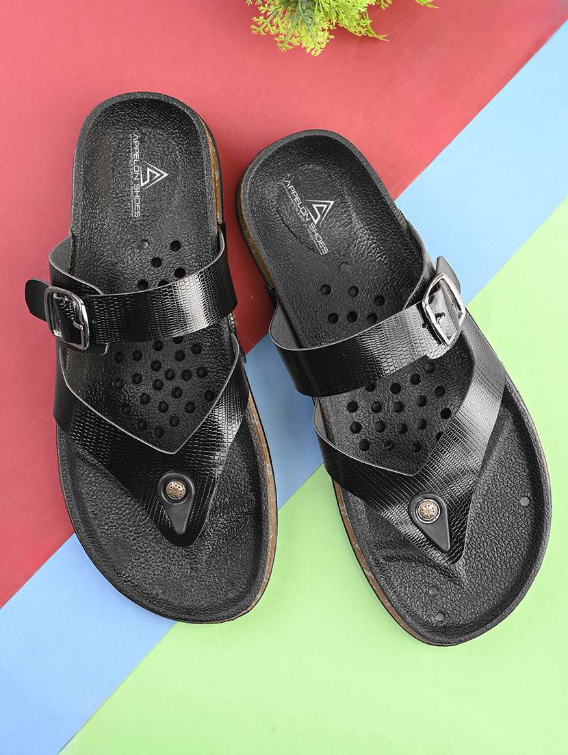 women solid toe separator flat sandal - 22089002 - Zoom Image - 0
