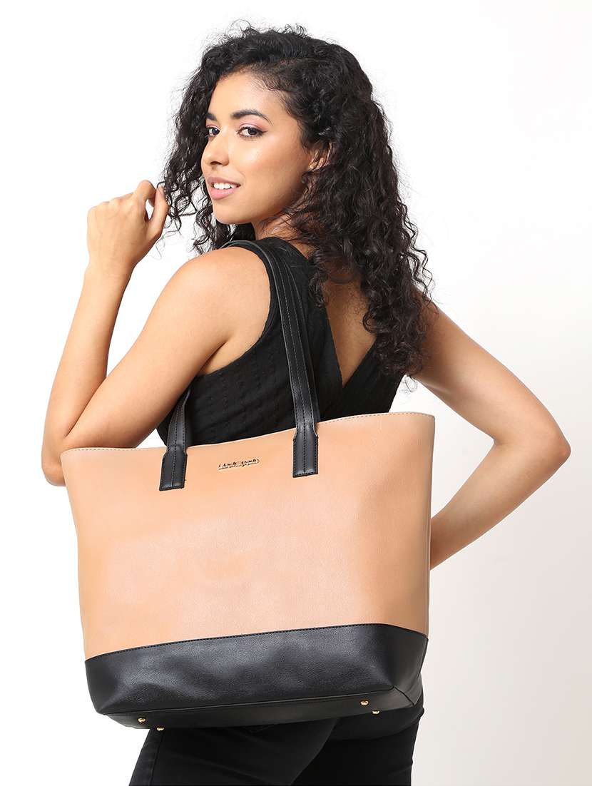 women color blocked leatherette tote bag - 22089030 -  Standard Image - 4