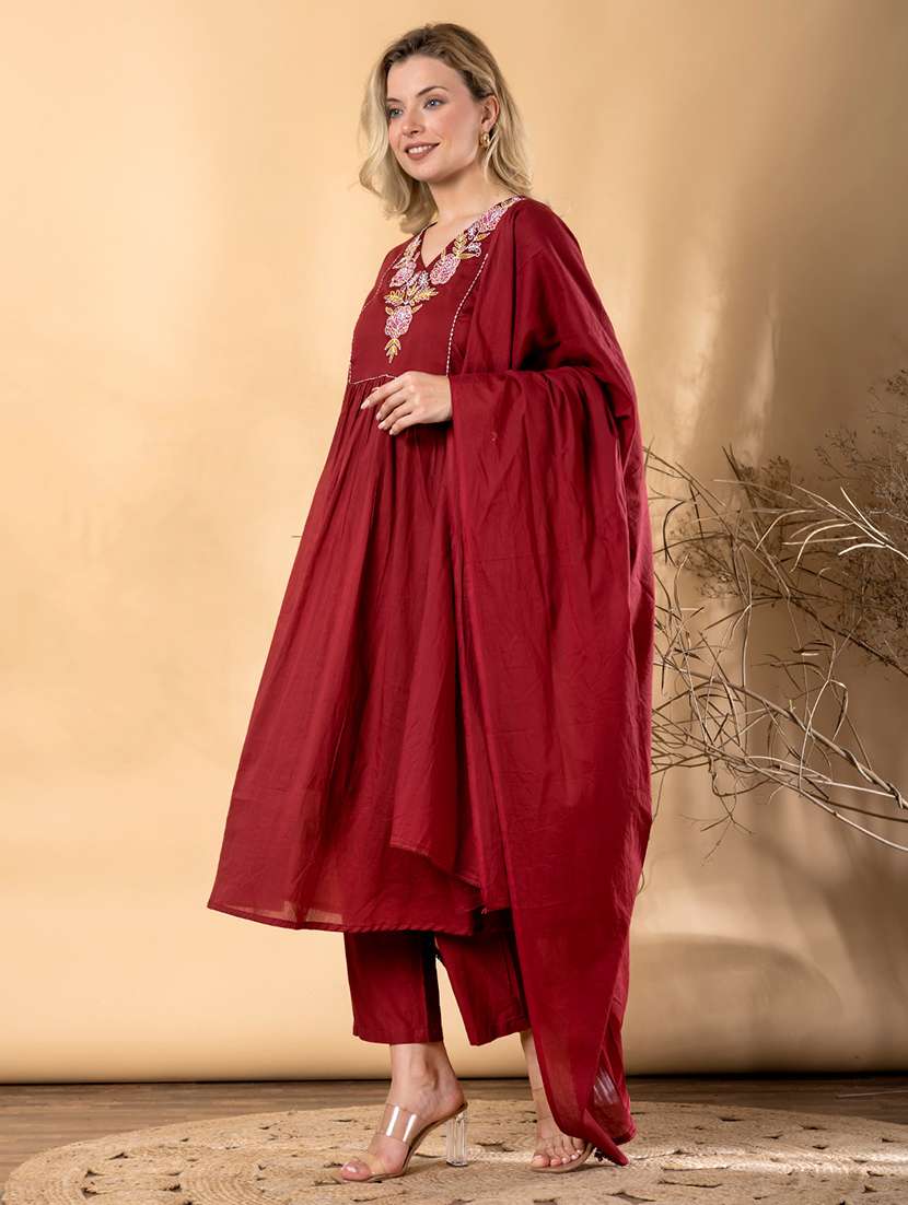 women embroidered three quarter sleeve kurta pant with dupatta set - 22092075 -  Standard Image - 1