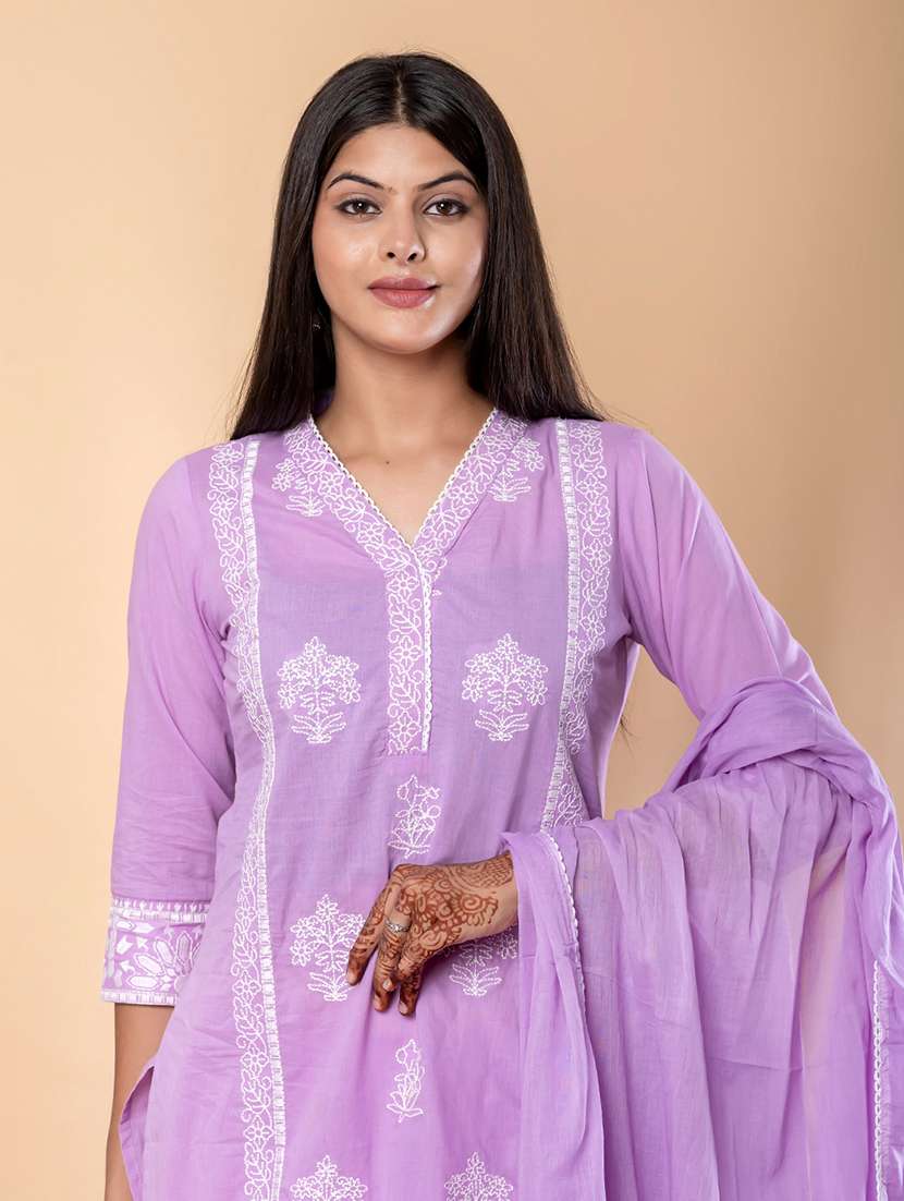 women embroidered three quarter sleeve kurta pant with dupatta set - 22092076 -  Standard Image - 4