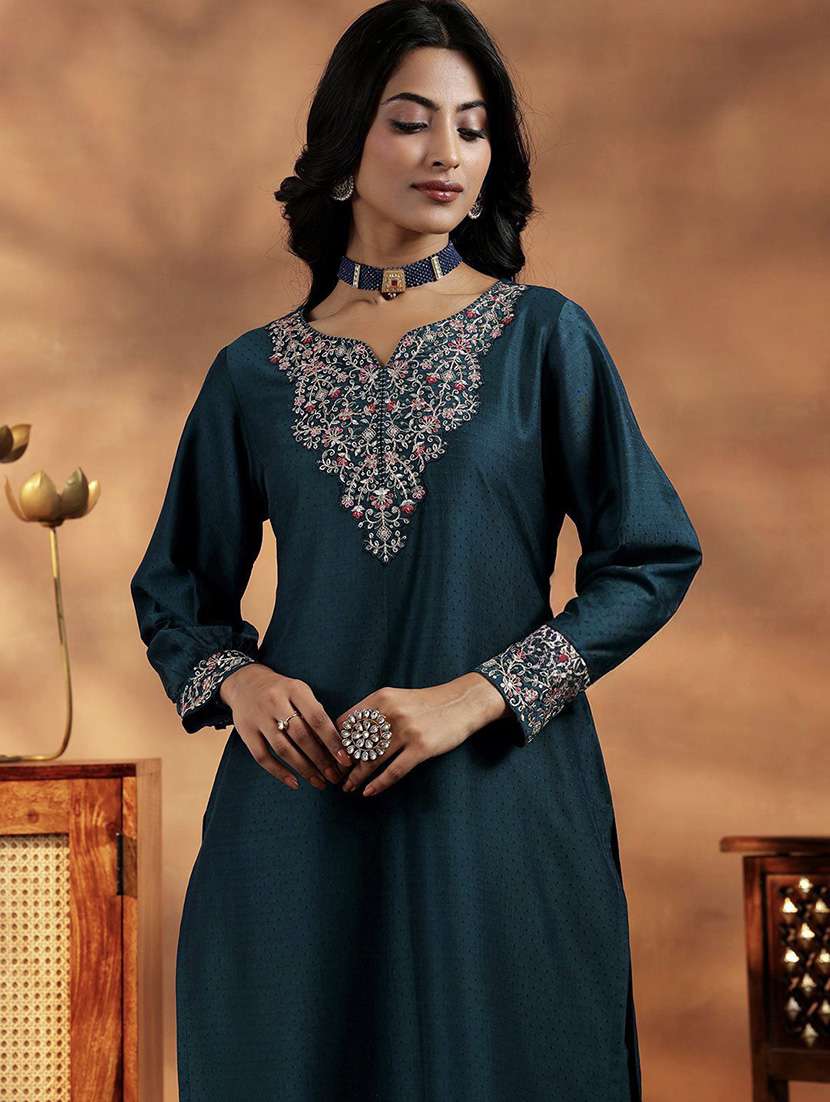 women embroidered long sleeve kurta pant with dupatta set - 22092084 -  Standard Image - 4