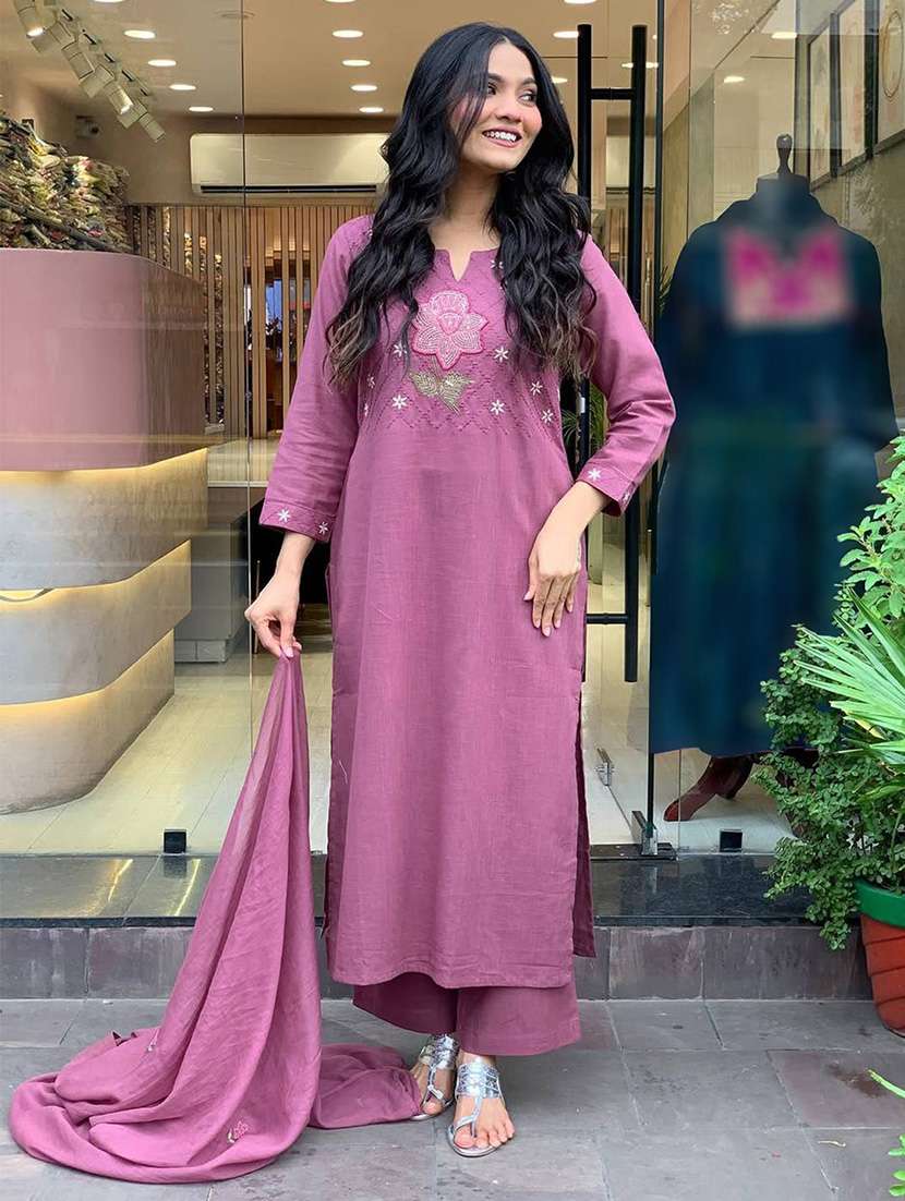 women embroidered three quarter sleeve kurta pant with dupatta set - 22092085 -  Standard Image - 4