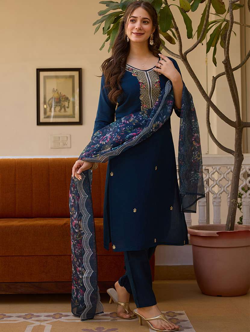 women embroidered three quarter sleeve kurta pant with dupatta set - 22092096 -  Standard Image - 1