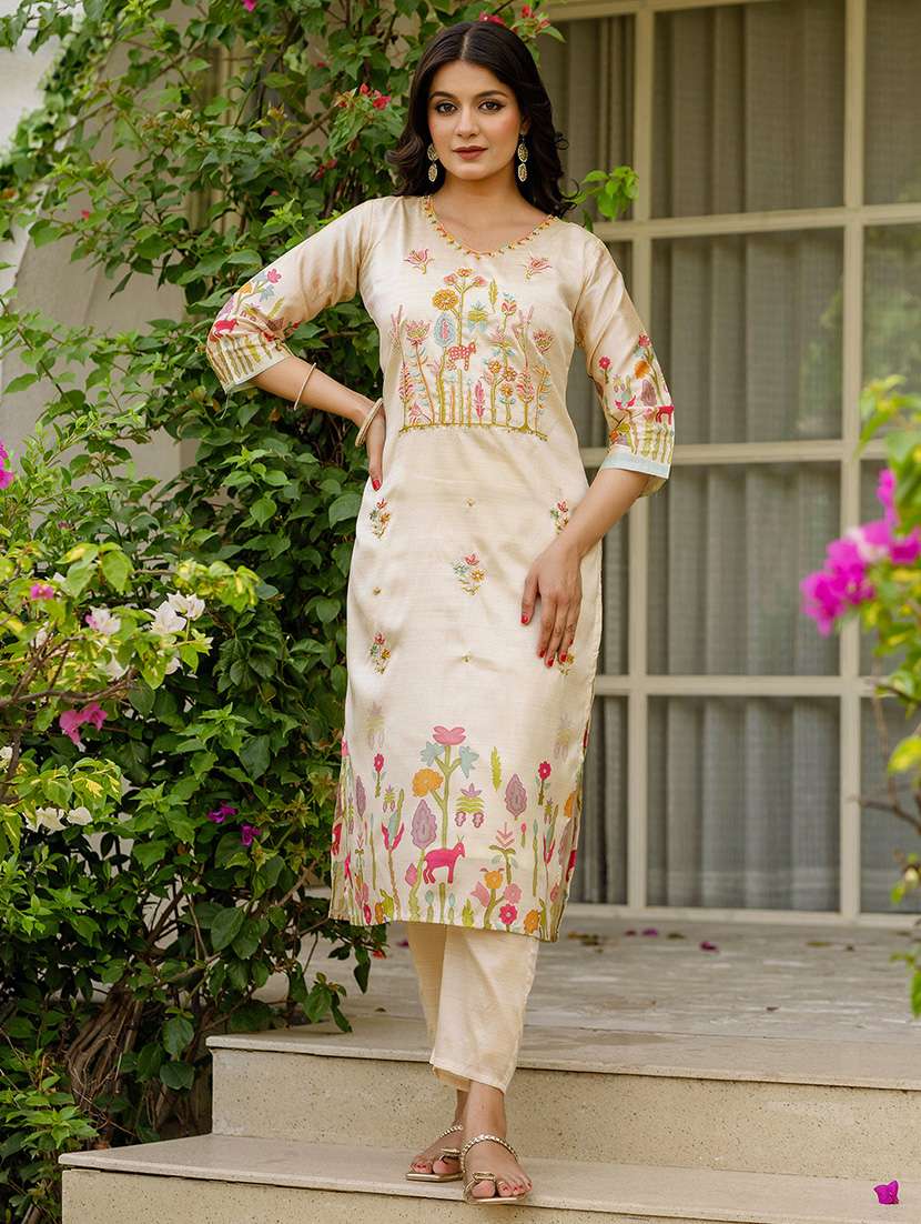 women embroidered three quarter sleeve kurta pant with dupatta set - 22092101 -  Standard Image - 4