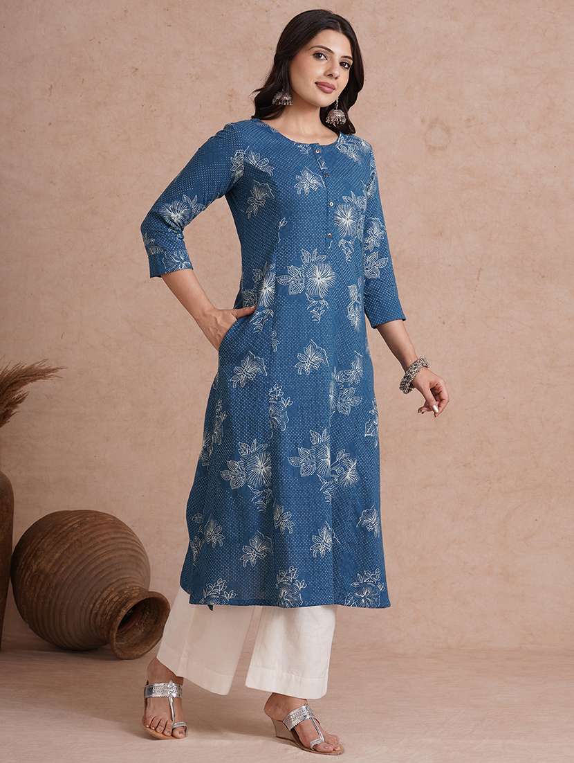 women floral printed three quarter sleeve a-line kurta - 22092195 - Standard Image - 1