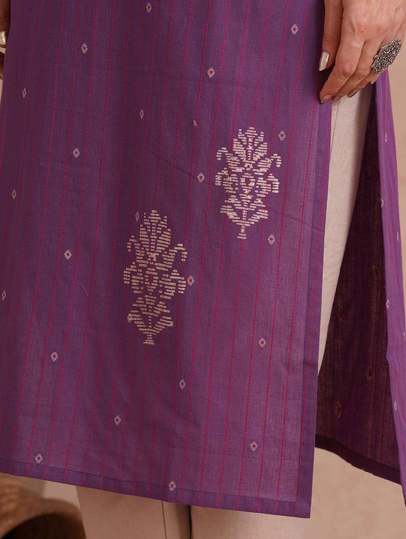 women printed three quarter sleeve straight kurta - 22092202 -  Standard Image - 4