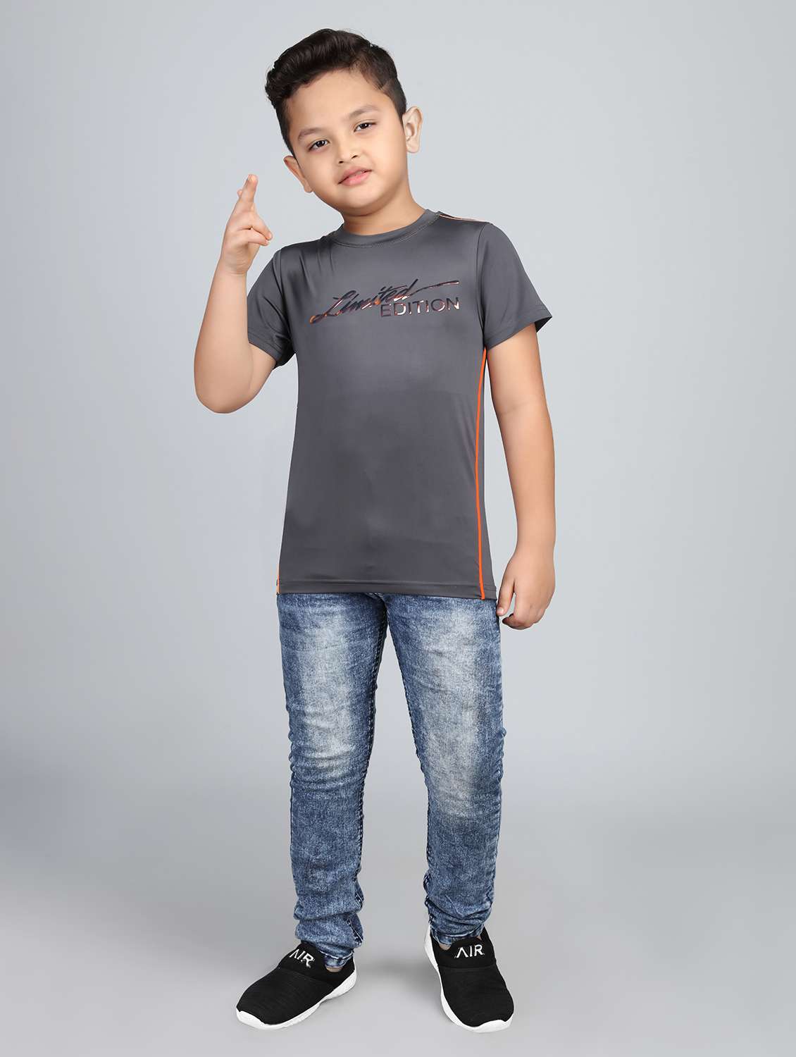 boys printed short sleeve t-shirt - 22092234 -  Standard Image - 4