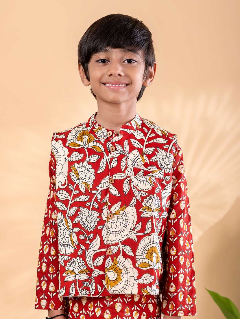 red cotton kurta sets kurtas & set - 22092339 -  Standard Image - 4