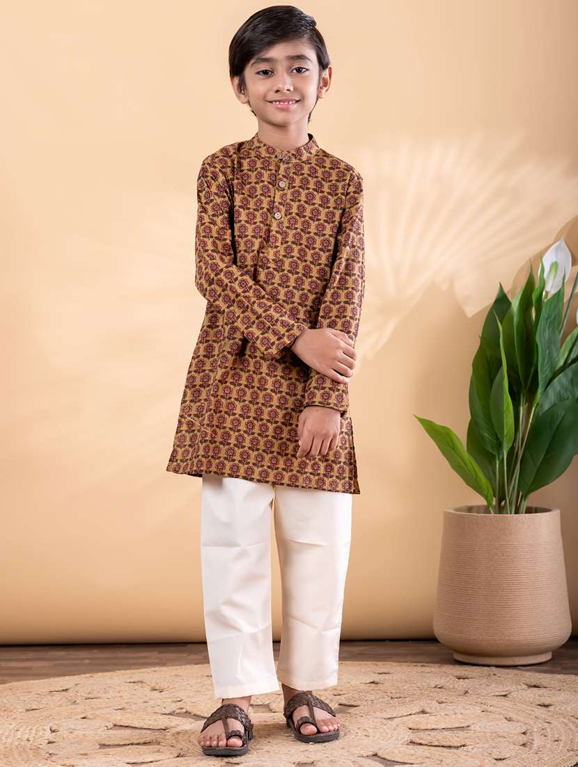 boys printed mandarin neck kurta pyjama set