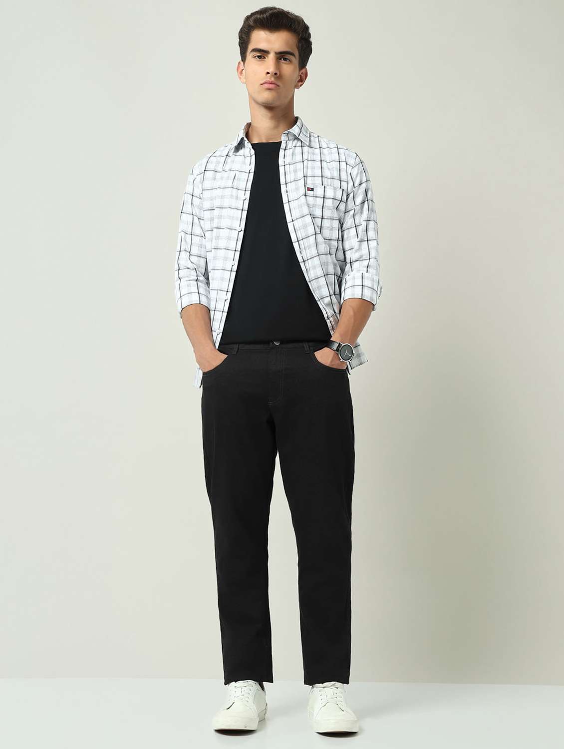 men solid mid rise flat front chinos trouser - 22092523 - Standard Image - 4
