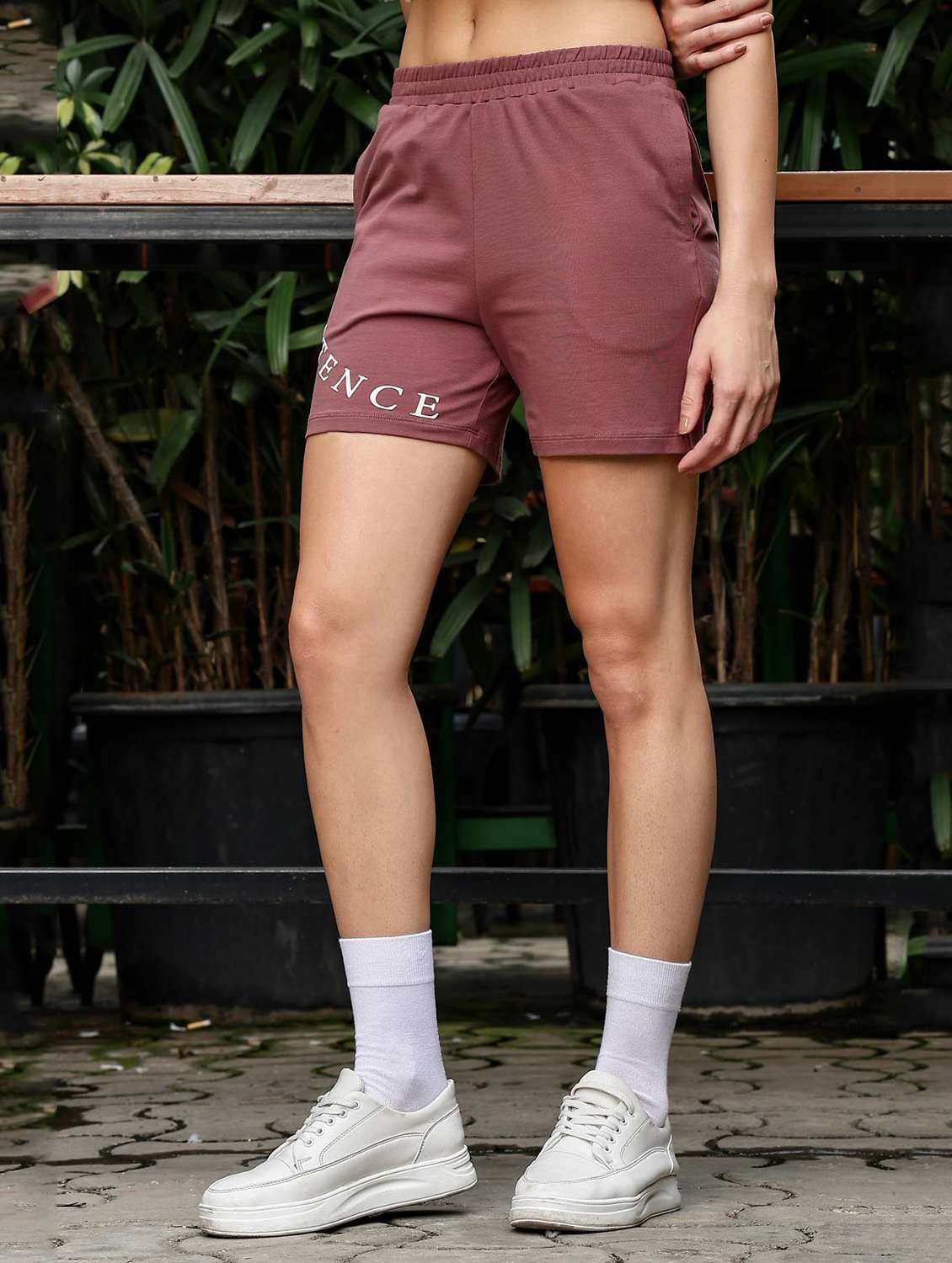 women printed mid rise regular fit shorts - 22092575 - Standard Image - 1