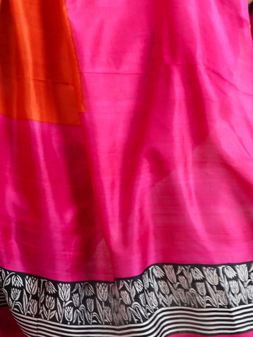 women printed handloom saree with blouse - 22092639 - Standard Image - 4