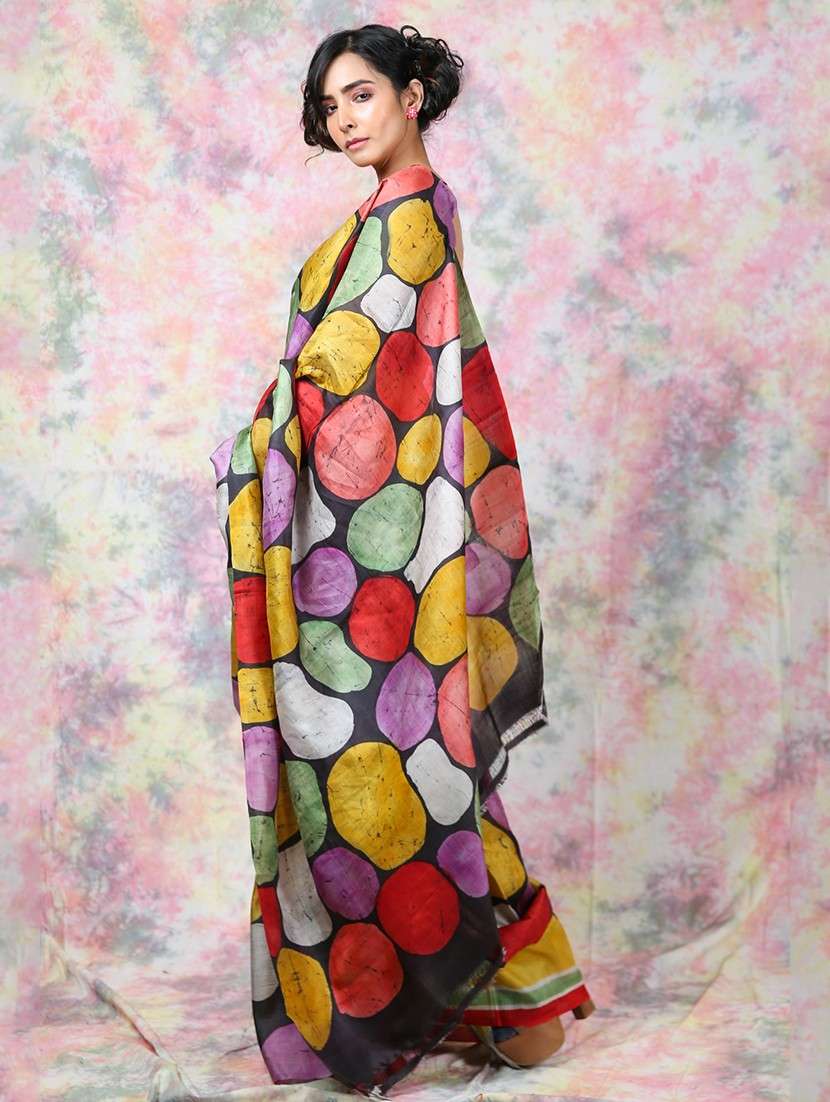 women printed casual wear saree with blouse - 22092648 - Standard Image - 1