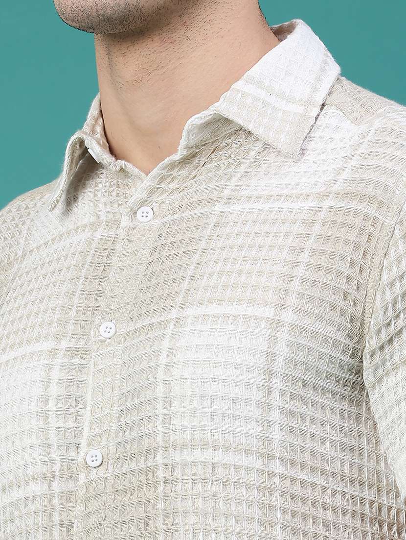 men checkered short sleeve regular fit casual shirt - 22092882 -  Standard Image - 4