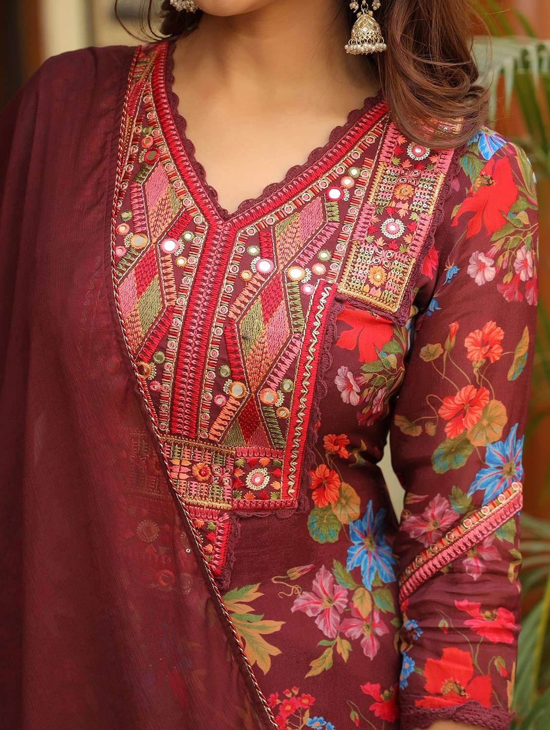 women embroidered three quarter sleeve dhoti kurta with dupatta set - 22093231 - Standard Image - 4