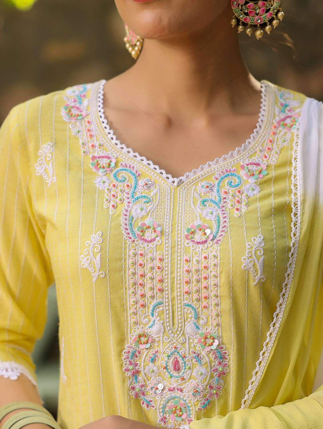 women embroidered three quarter sleeve kurta pant with dupatta set - 22093233 - Standard Image - 4