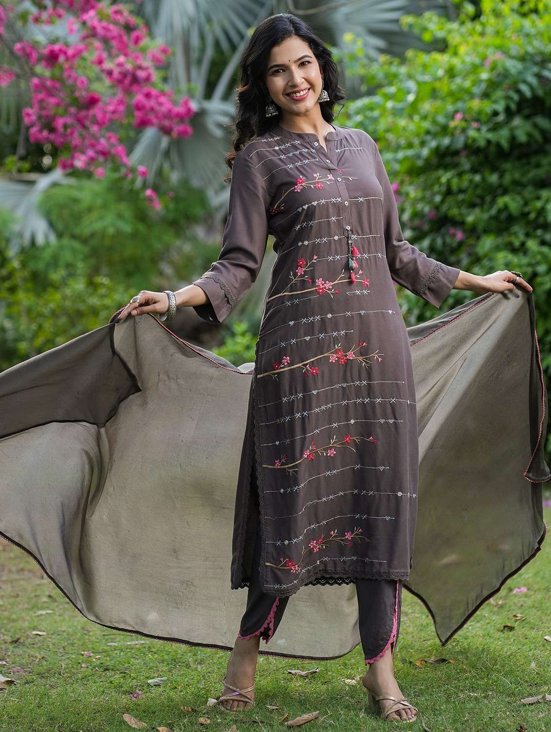 women embroidered three quarter sleeve kurta pant with dupatta set - 22093252 - Standard Image - 1